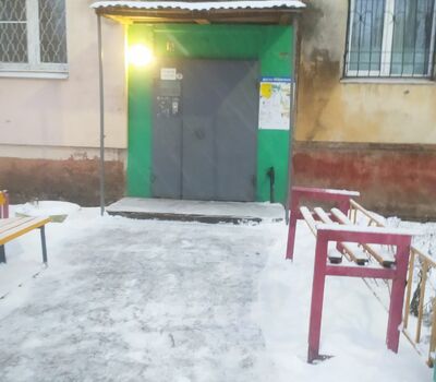 Очистка входных групп на МКД